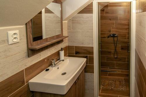 Hostal Apartm�ny ?urik