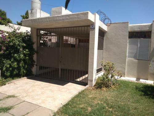 Casa Familiar Excelente Entorno