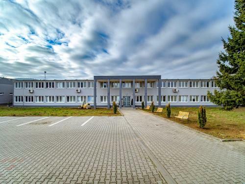 Albergue Ubytov?a Kubr� 623