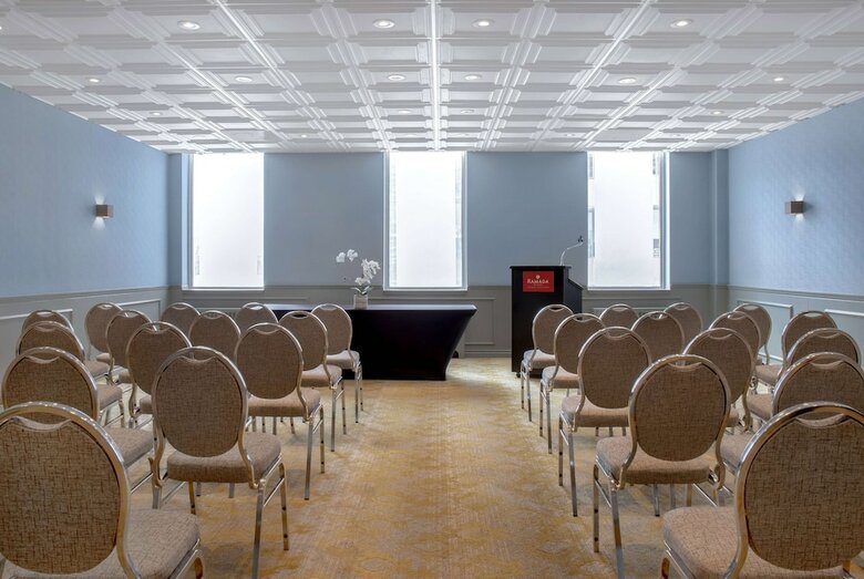 Hotel Ramada Downtown Calgary