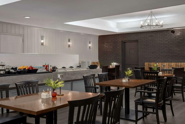 Hotel Ramada Downtown Calgary