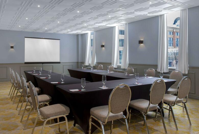 Hotel Ramada Downtown Calgary