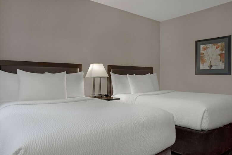 Hotel Ramada Downtown Calgary