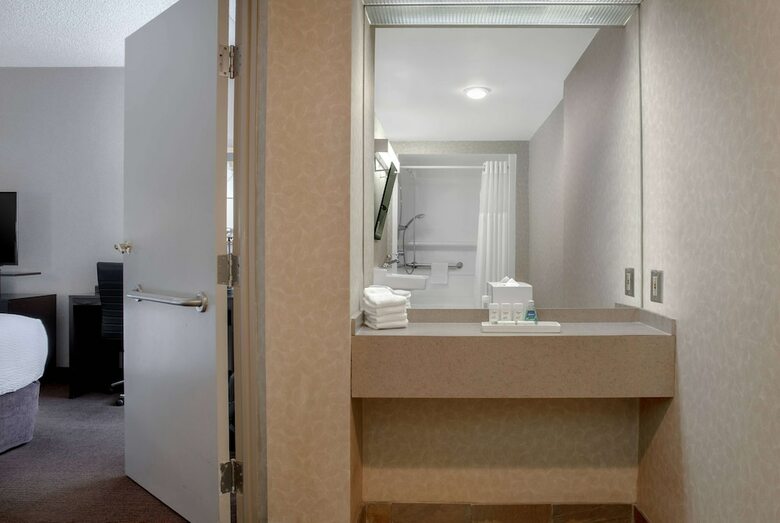 Hotel Ramada Downtown Calgary