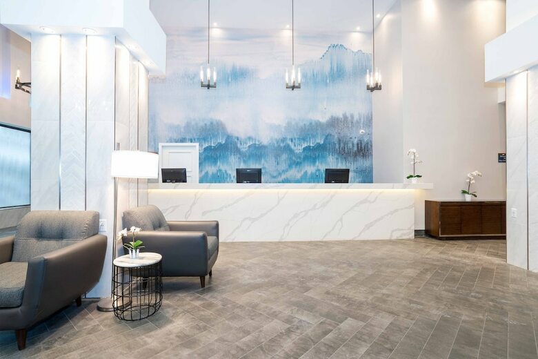 Sandman Hotel Calgary City Center