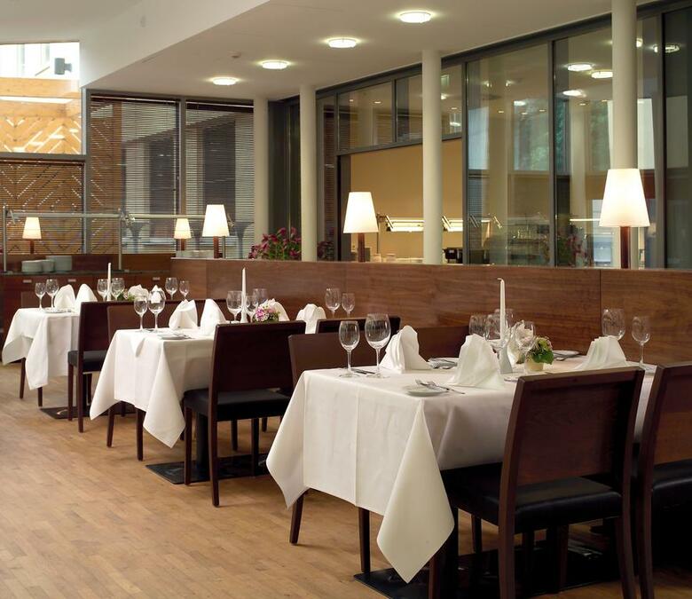 Hotel NH K�ln Altstadt