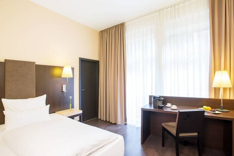 Hotel NH Frankfurt Villa