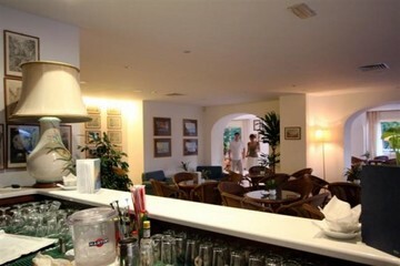 Hotel Alpha