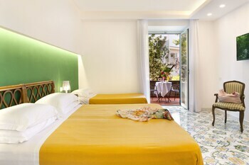 Hotel Alpha