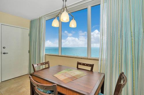 Aparthotel Hollywood Beach Tower