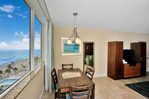 Aparthotel Hollywood Beach Tower