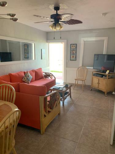 Motel Manta Ray Inn