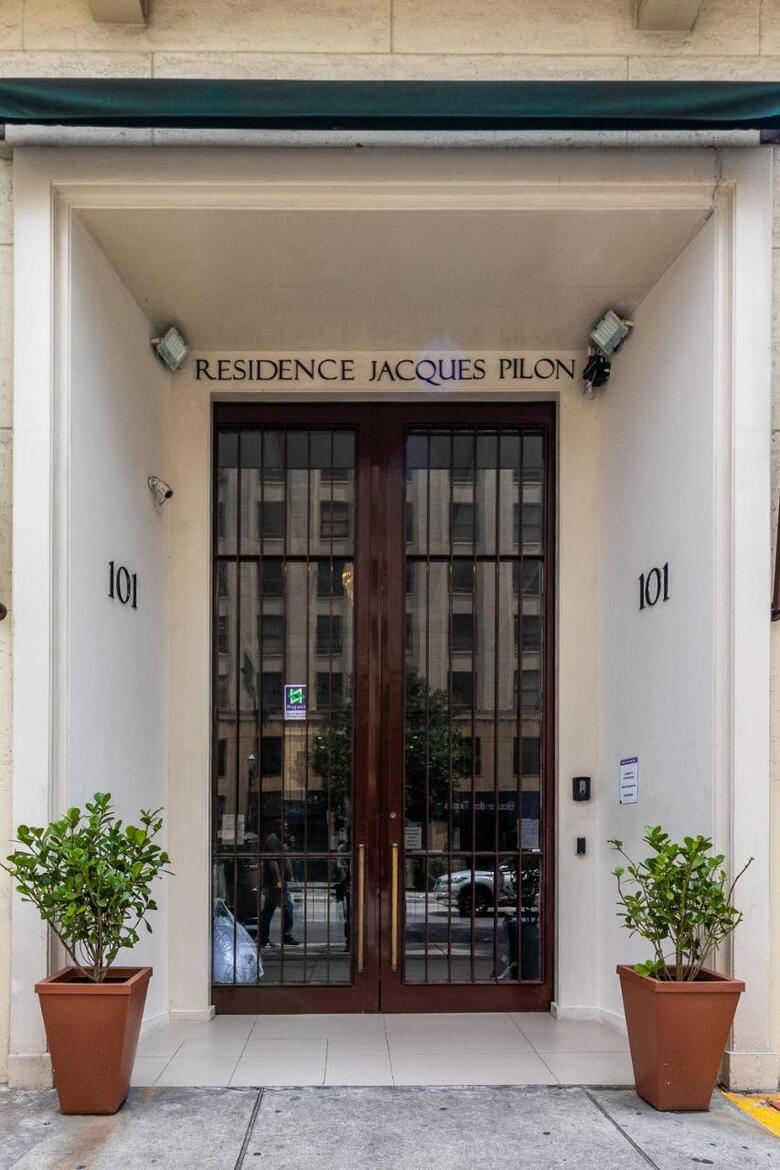 Apartamento Jacques Pilon Residence