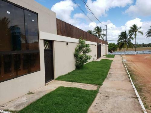 Confort�vel Casa de Praia Em Itacimirim - 04 Su�tes