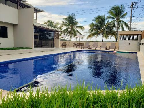 Confort�vel Casa de Praia Em Itacimirim - 04 Su�tes