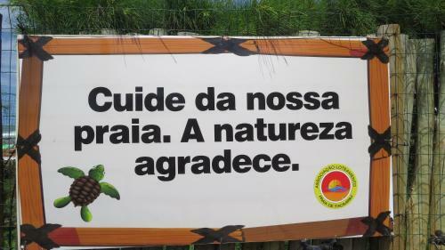 Confort�vel Casa de Praia Em Itacimirim - 04 Su�tes