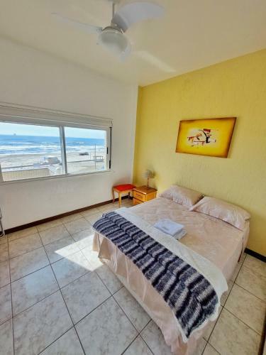 Apartamento Incr�vel Sacada A Beira Mar Apto 3q