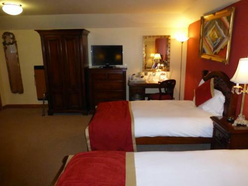 Camden Arms Hotel