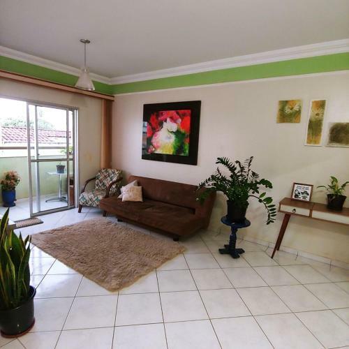 Quarto Em Apto Santa M�nica