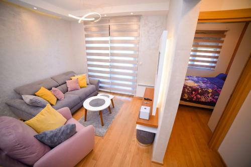 Apartment Center Valley In Vila Pekovic Green