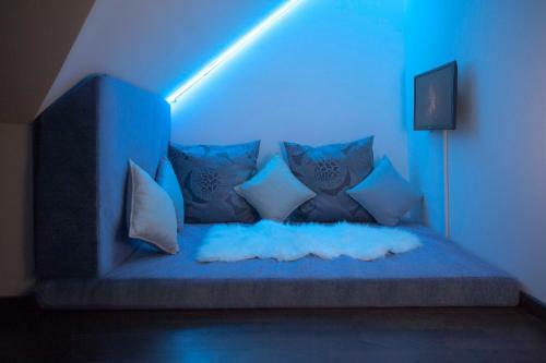 B&d Unique Duplex Apartment With Private Spa Bath