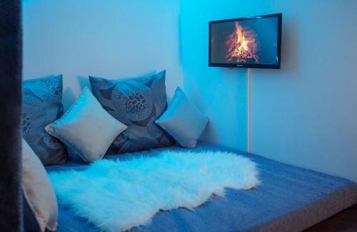 B&d Unique Duplex Apartment With Private Spa Bath