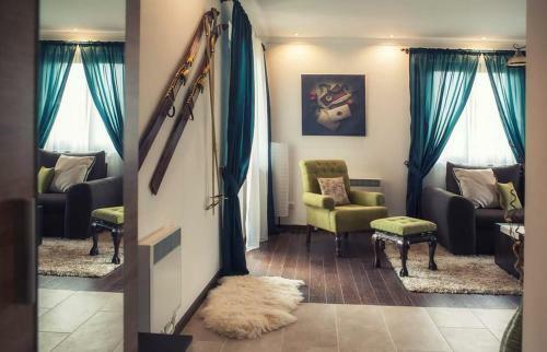 B&d Unique Duplex Apartment With Private Spa Bath