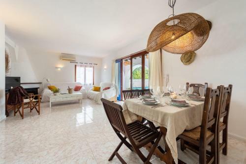 Villa Geckos