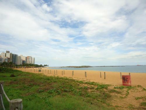Quarto Com Frigobar Tr�s Quadras Mar Aceita Pets