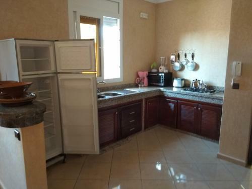 Hostal Itrane Guest House