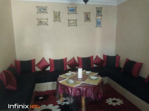 Hostal Itrane Guest House