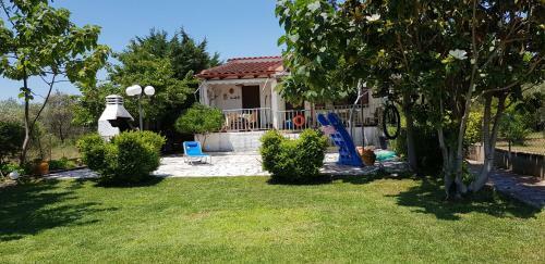 Country House By The Sea !!!