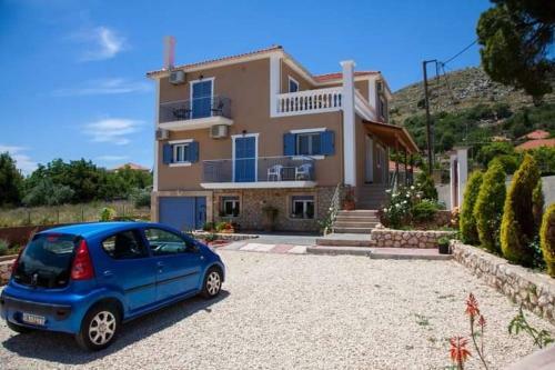Mandi's Apartments