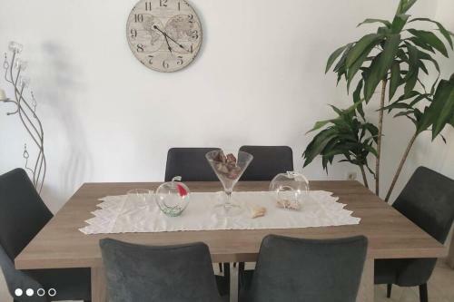 Apartamento Breeze Holiday Home