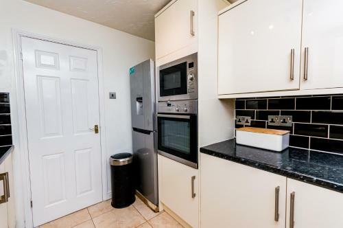 Burnham House - Labrad Homes