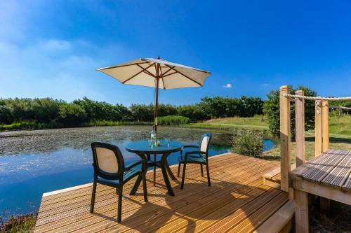 Lodge Lynstone Lakes
