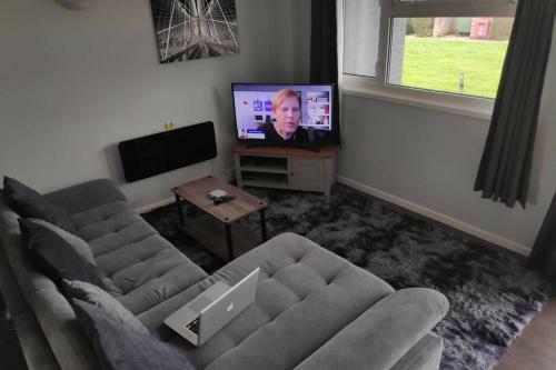 Beautiful 2 Bedroom Bungalow Oulten Broad