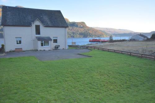Beach House - Carrick Castle