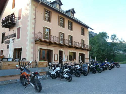 Hotel H�tel D'izoard