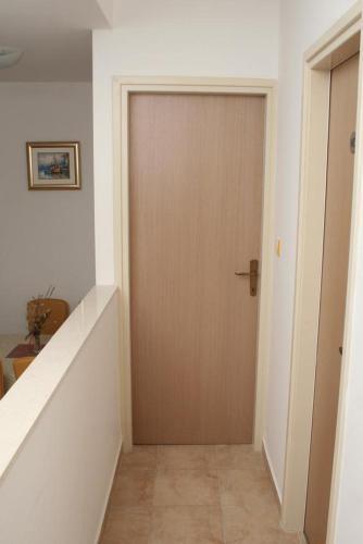 Apartments By The Sea Bilo, Primosten - 3090