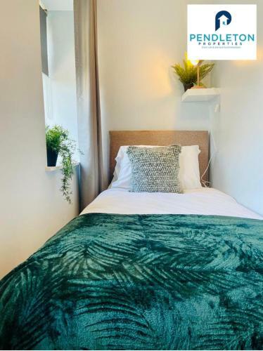 2 Bed Apartment For Leisure & Business