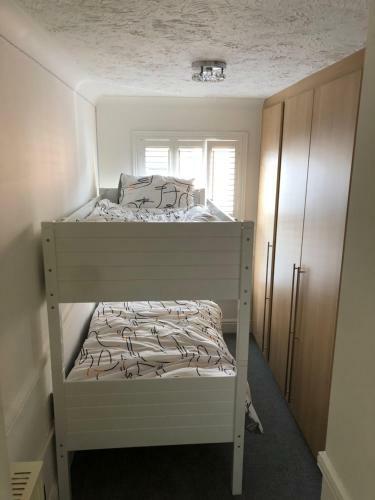 Stylish 2 Bed Apartment Next To The Norfolk Broads