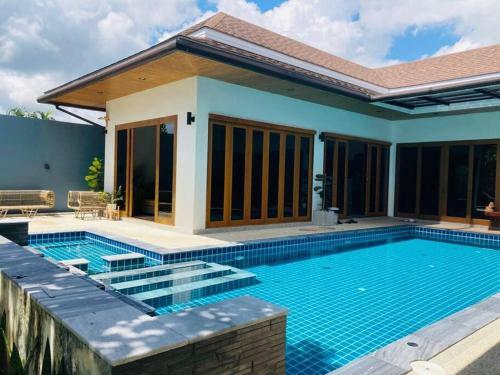 5 Bedroom Private Pool Villa