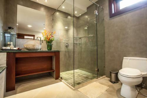 Baan Pinya Chic Three Bedroom Pool Villa