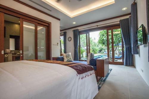 Baan Pinya Chic Three Bedroom Pool Villa