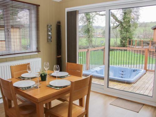 Willow River Lodge