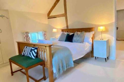 Upper Heath Farm - Stable Cottage