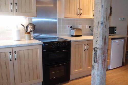 Upper Heath Farm - Stable Cottage