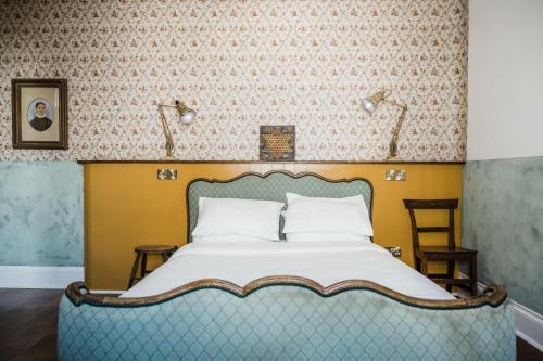 Hotel The Crooked Swan