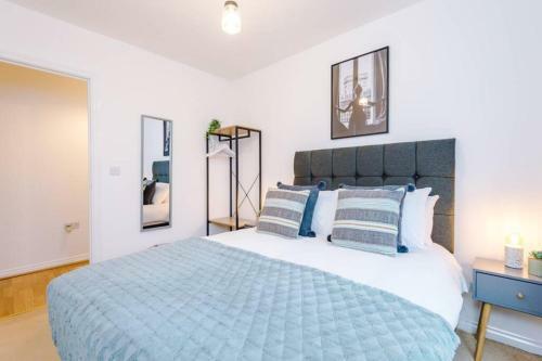 Paladine Place Serviced Apartment Coventry